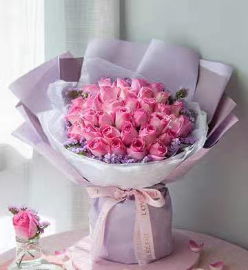 Large Pink Rose Bouquet