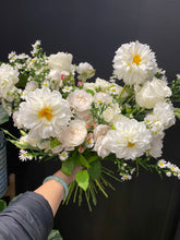Load image into Gallery viewer, Bridal bouquet
